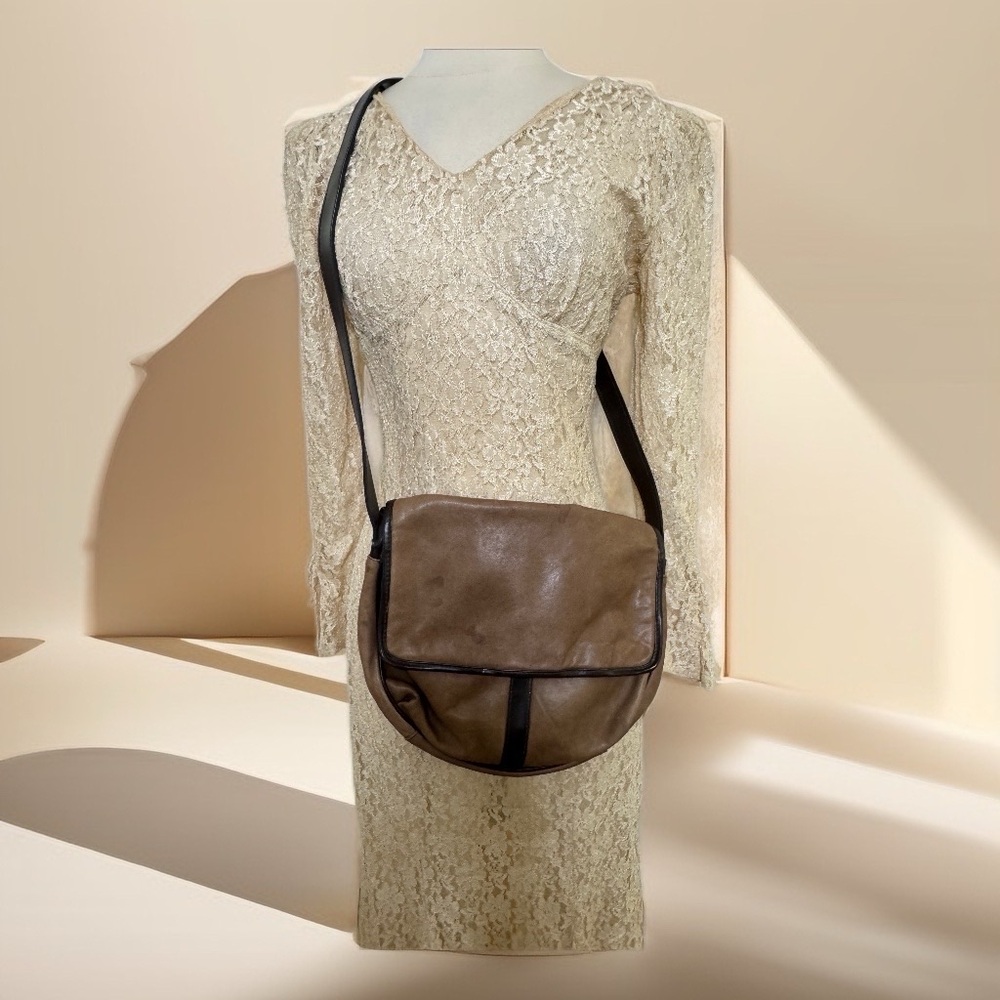 Carla Marchi Vintage Elegant Brown Leather Crossbody Bag